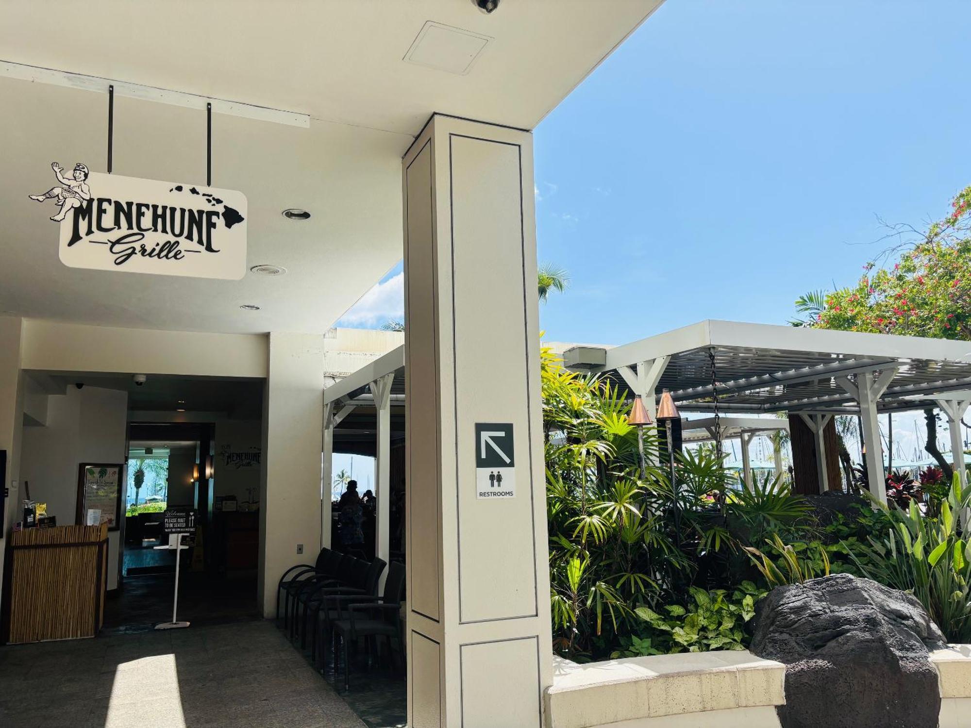 Ilikai Apt 302 - Spacious Studio With Stunning Ocean & Harbor Views Honolulu Exterior photo